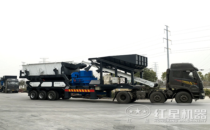 車載時產(chǎn)300噸鵝卵石移動制沙機上路了，移動自由更靈活 